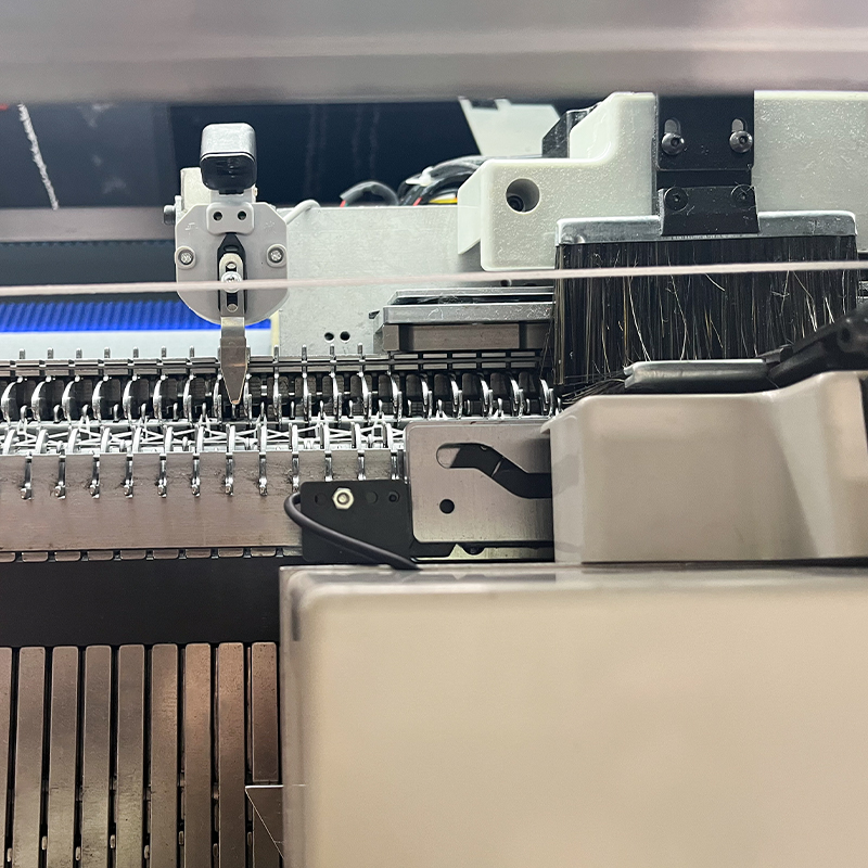 Máquina para tejer mantas-B2100、B2100(2,5G)