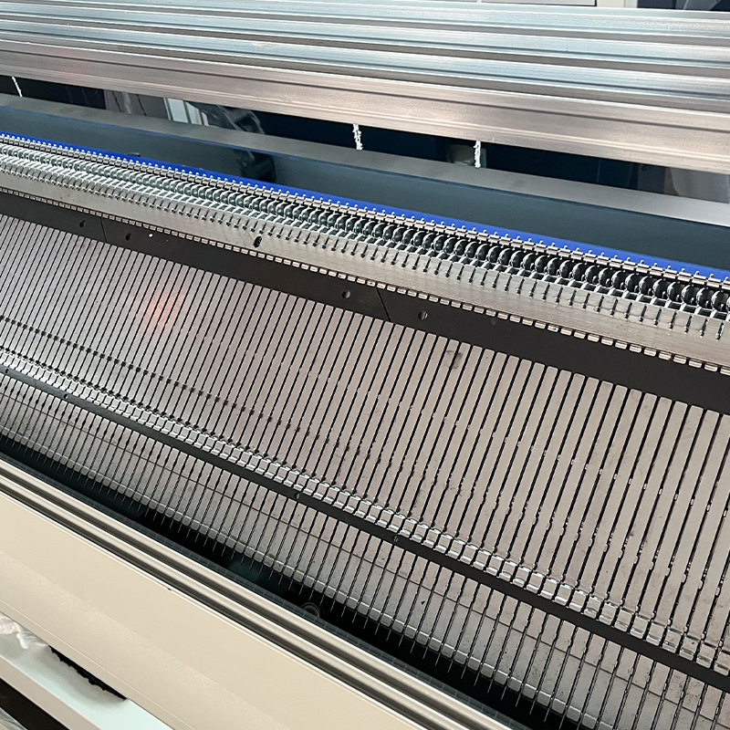 Máquina para tejer mantas-B2100、B2100(2,5G)