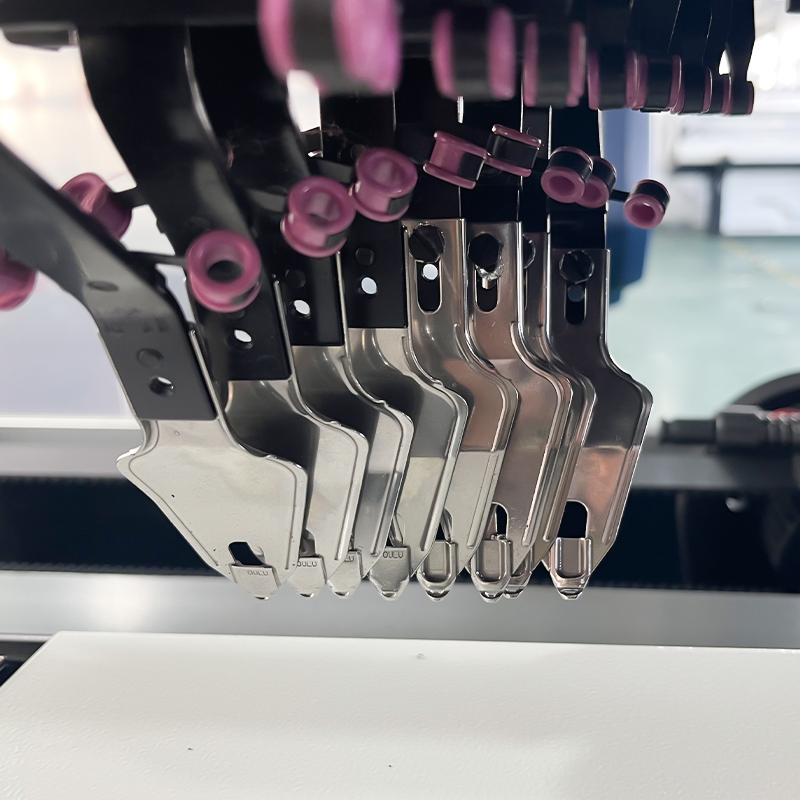 Máquina de tejer suéteres con punta hacia arriba y aguja compuesta de tres sistemas GS-S352C de 52 pulgadas