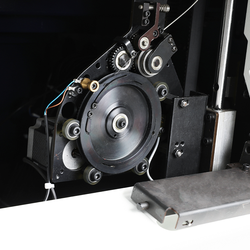 Máquina de tejer suéter con alimentador de hilo inteligente de tres sistemas GS-SA352C de 52 pulgadas