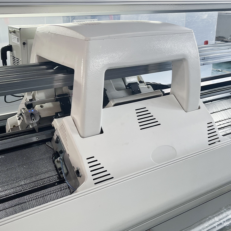 Máquina de tejer suéteres con punta hacia arriba y aguja compuesta de tres sistemas GS-S352C de 52 pulgadas
