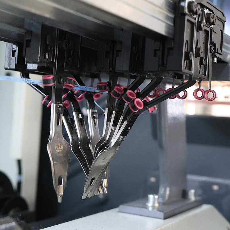 Máquina de tejer suéter económica de 52 pulgadas con tres sistemas y funciones completas GS-SN352