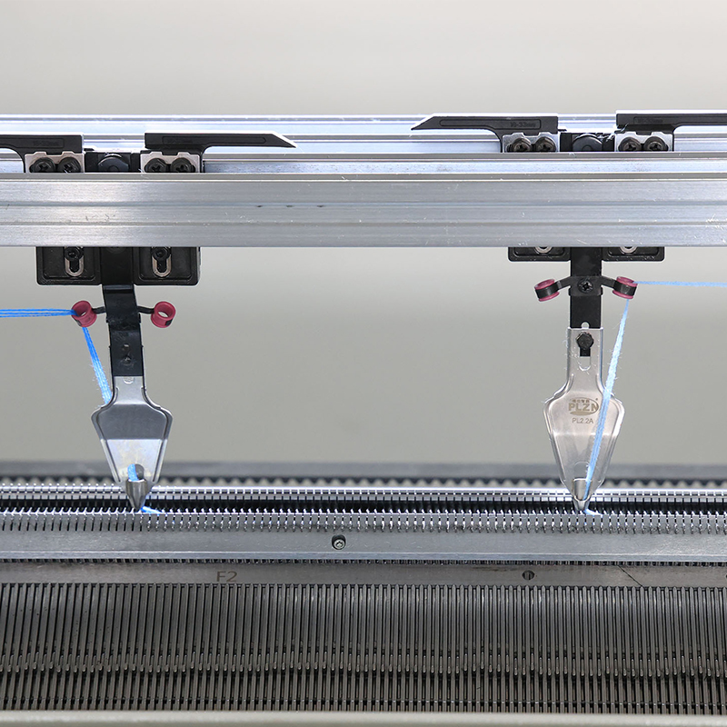 Máquina de tejer suéter económica de 52 pulgadas con tres sistemas y funciones completas GS-SN352