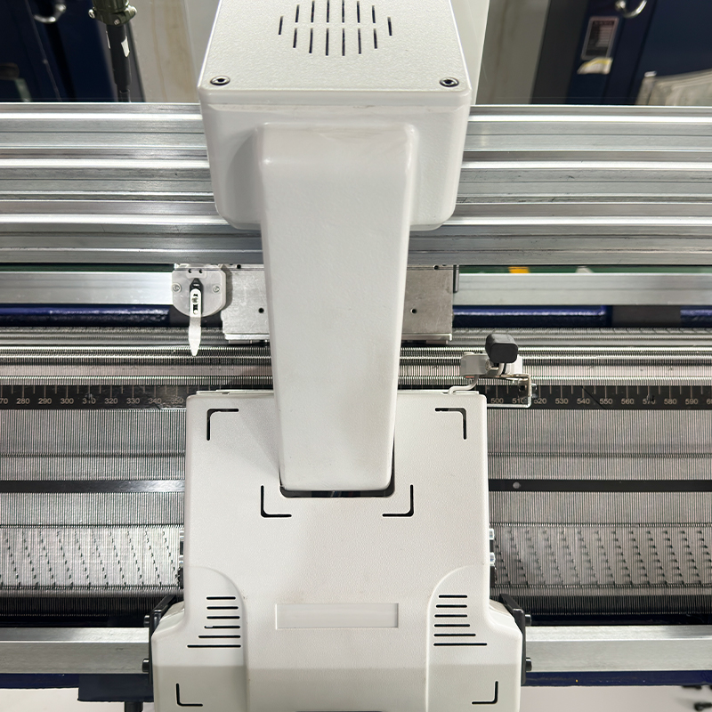 Máquina de tejer con cuello de doble carro y sistema único GS-CE160 de 60 pulgadas