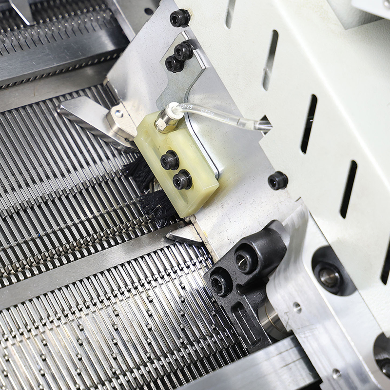 Máquina de tejer suéter económica de 52 pulgadas con tres sistemas y funciones completas GS-SN352